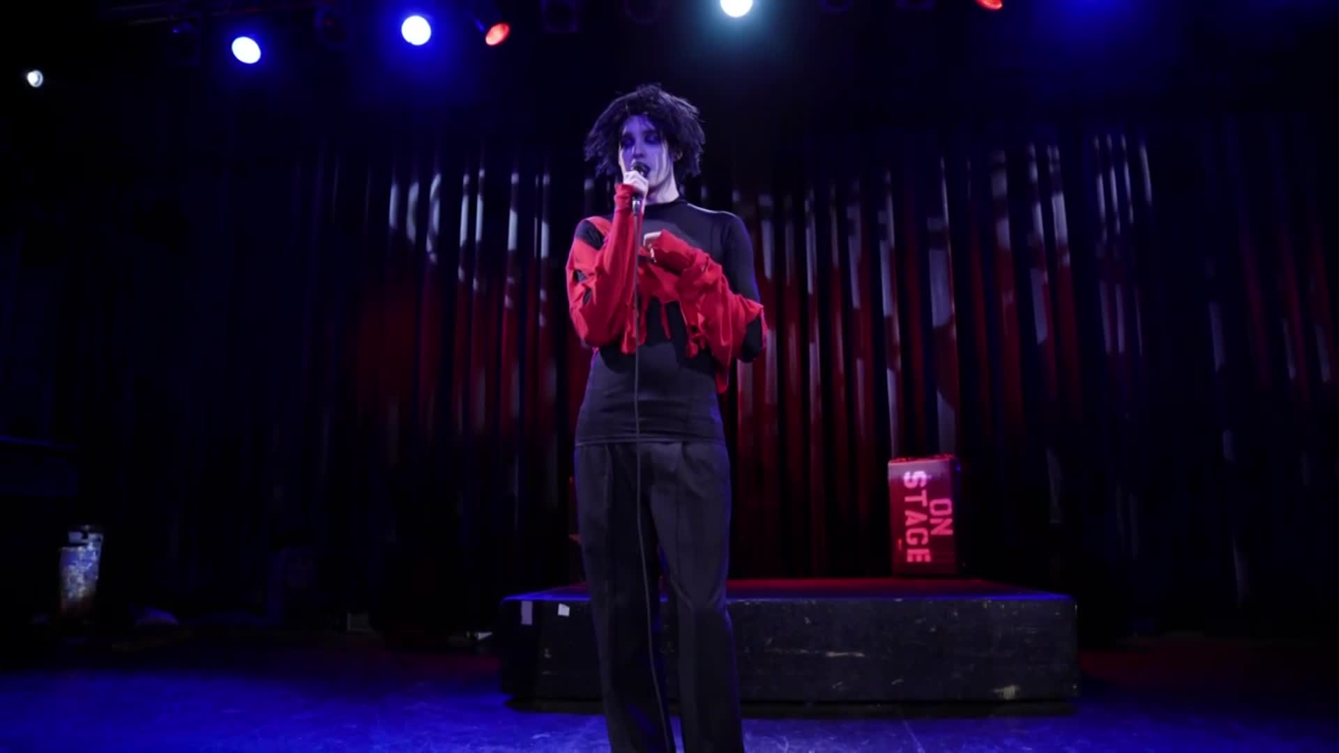 Onstage with Oliver Graves
